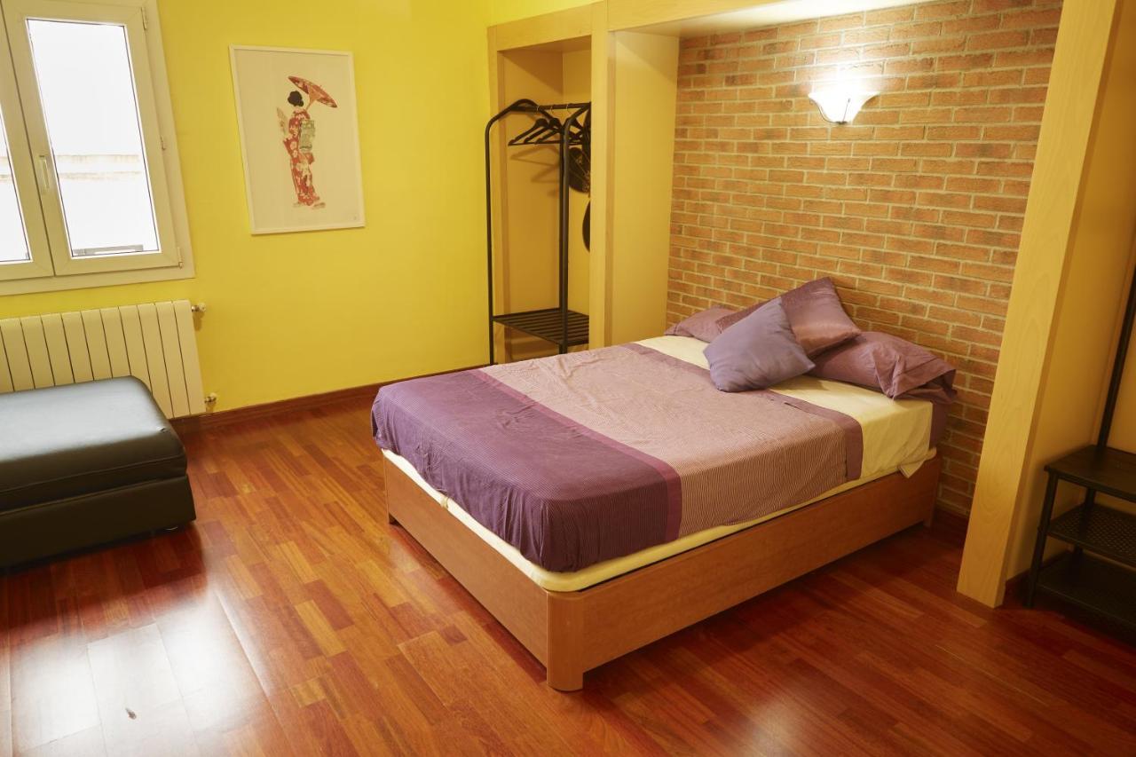 La Casa De La Biblioteca Apartman Camprodon Kültér fotó
