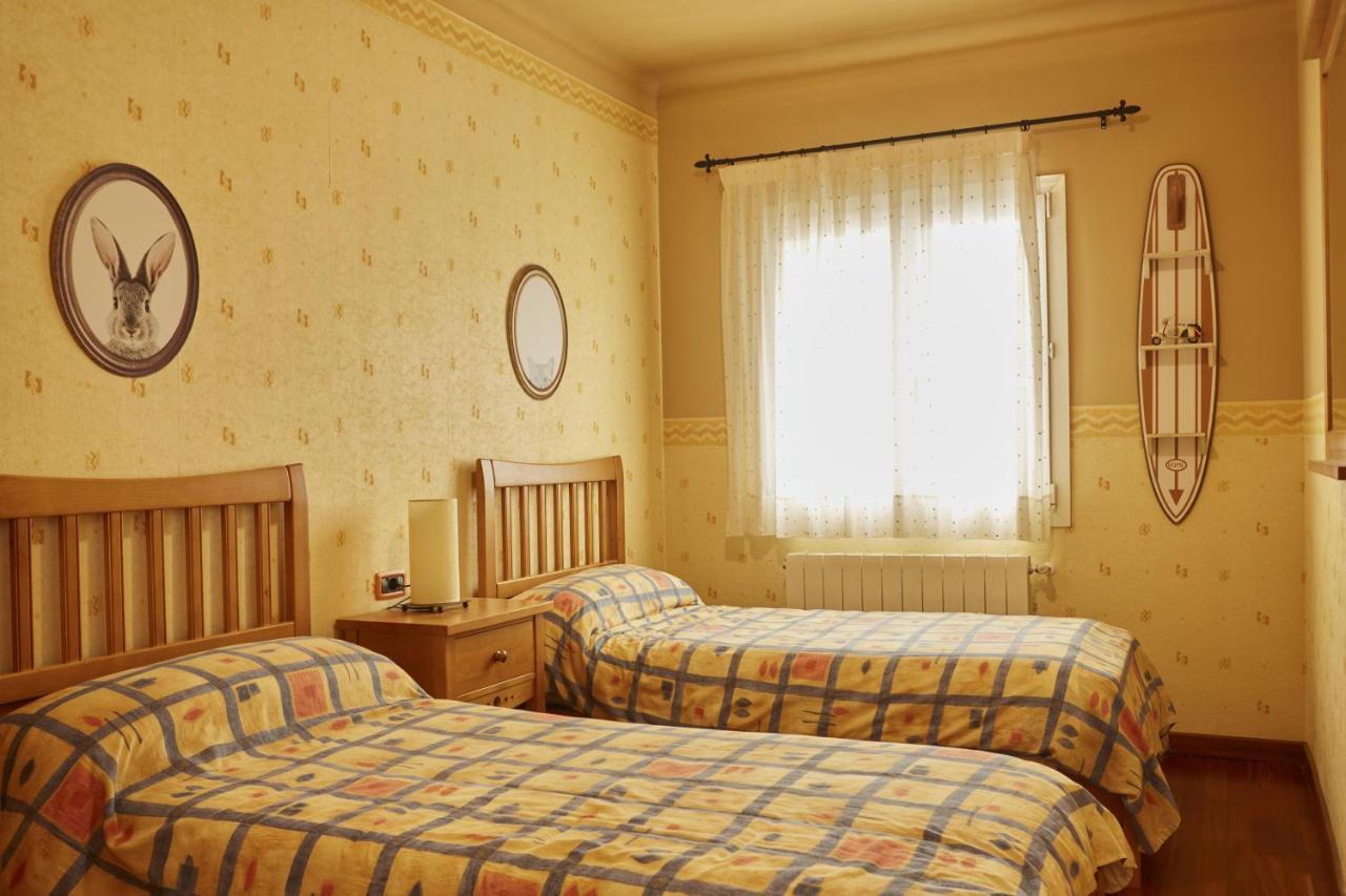 La Casa De La Biblioteca Apartman Camprodon Kültér fotó