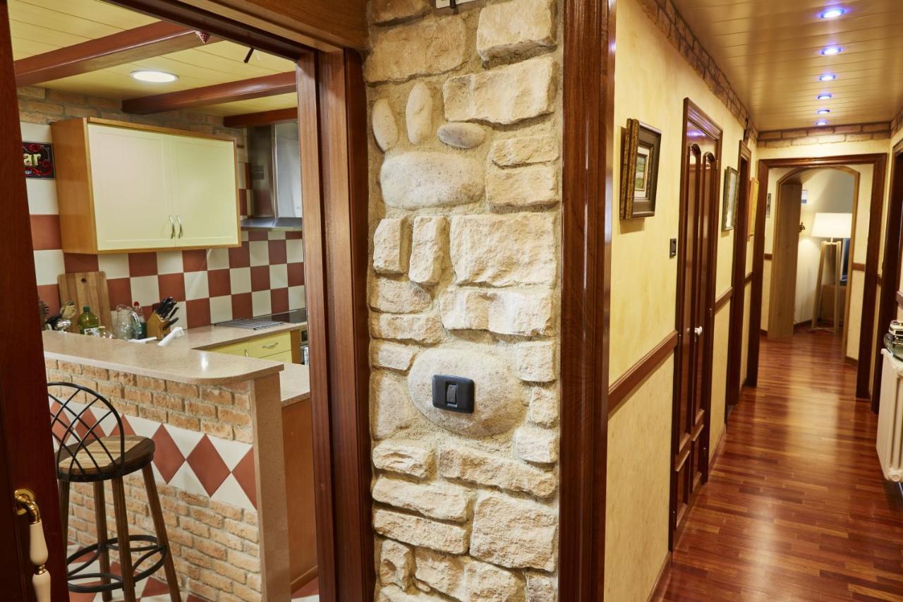 La Casa De La Biblioteca Apartman Camprodon Kültér fotó